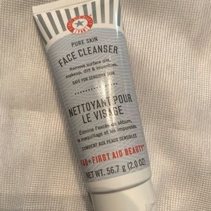 Pure Skin Face Cleanser NWT